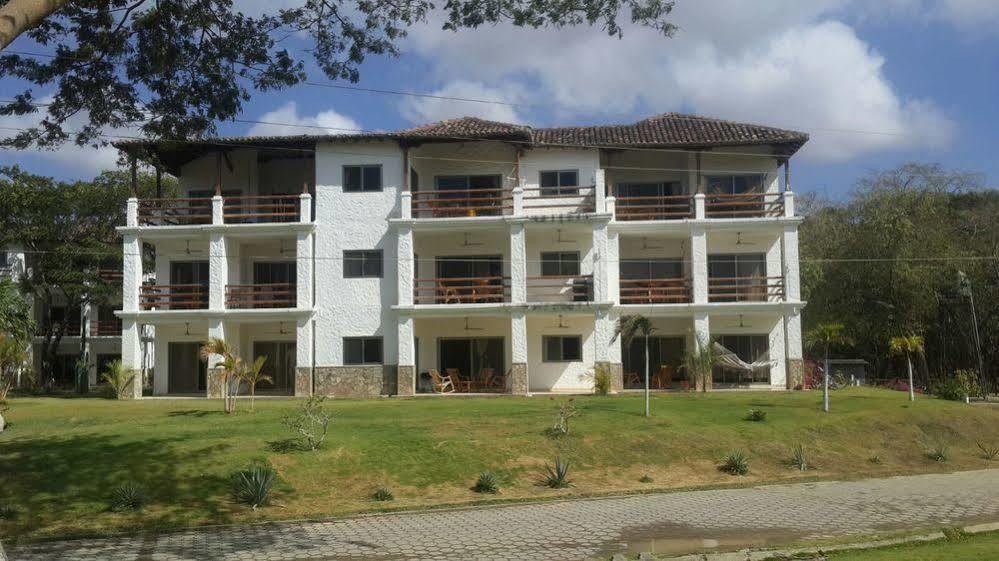 Hacienda Iguana Beach And Golf Resort Tola Exterior foto